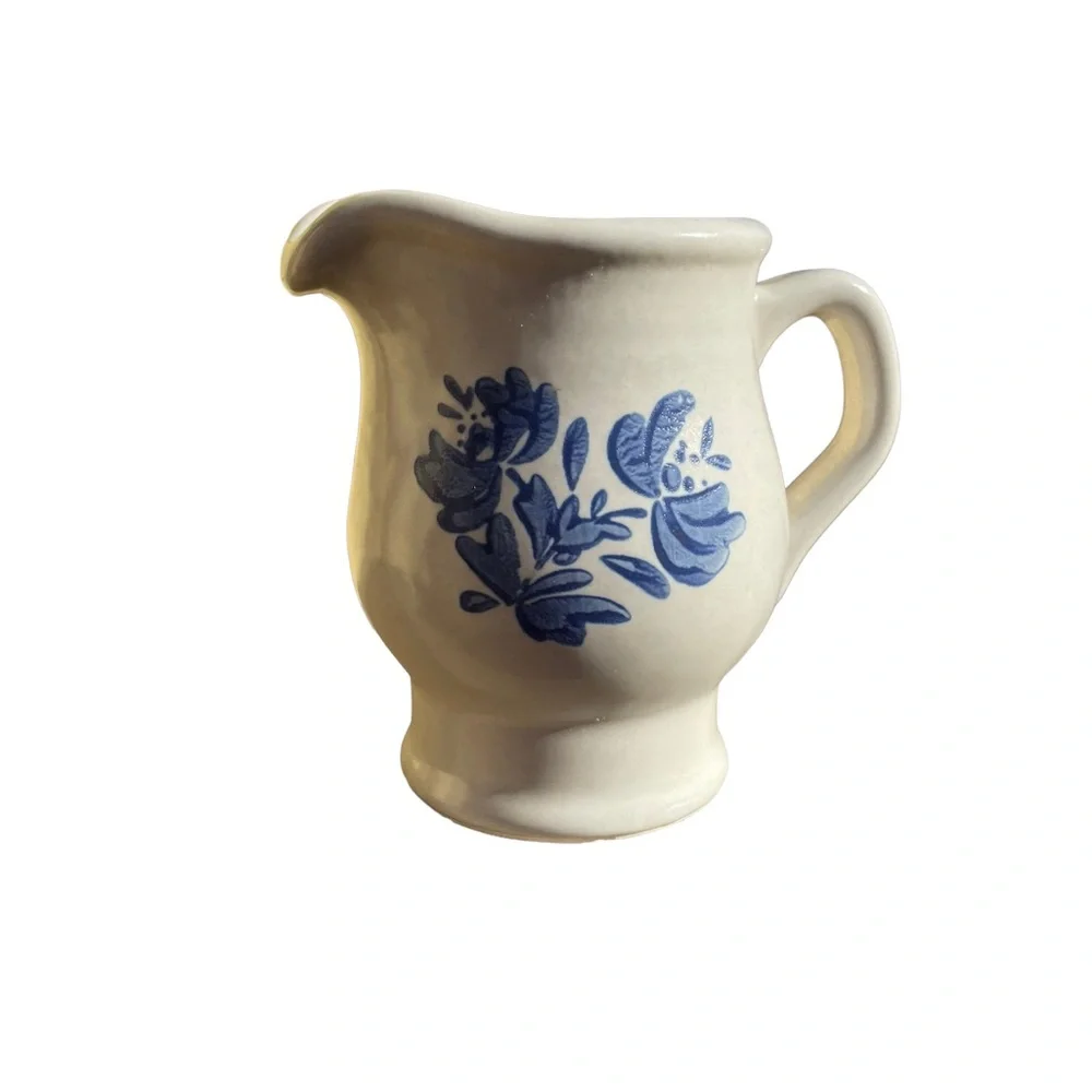 Pfaltzgraff Yorktowne Stonewear Creamer Pitcher